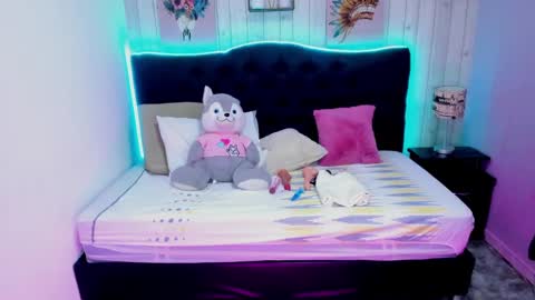 Snapshot of edelaine_rogers chatting on 09.14.25 ede online show from 09.14.25