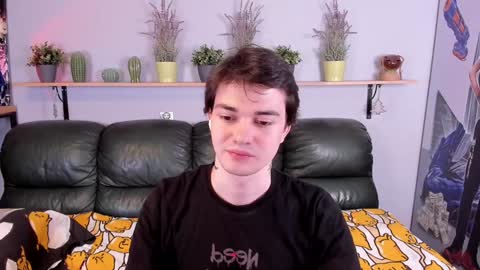 Snapshot of edgar_luck chatting on 12.06.24 Edgar online show from 12.06.24