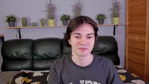 Snapshot of edgar_luck chatting on 10.22.25 Edgar online show from 10.22.25