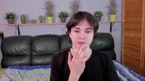 Snapshot of edgar_luck chatting on 11.01.25 Edgar online show from 11.01.25