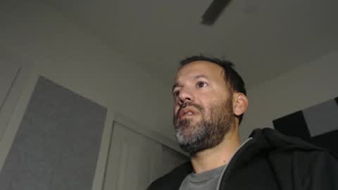 Snapshot of edge_masters chatting on 01.10.25 EdgeM online show from 01.10.25