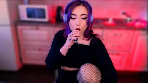 fickle demon made of clumps of matter online show from 02.07.25