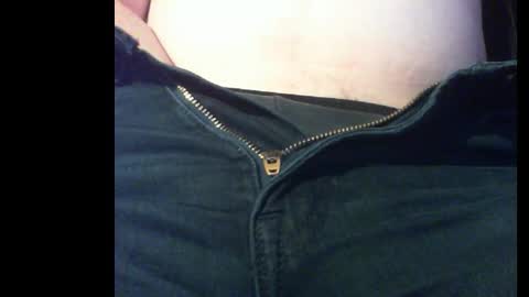 Snapshot of edinburgh79 chatting on 09.11.25 edinburgh79 online show from 09.11.25