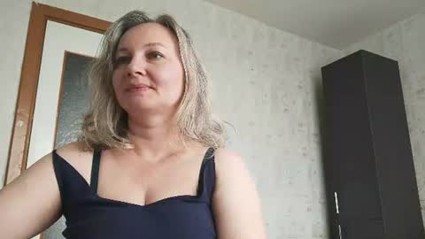 Snapshot of edithmanning chatting on 06.23.26 edithmanning online show from 06.23.26