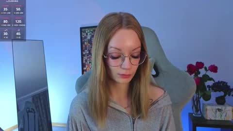 Snapshot of edlin_gail chatting on 11.17.25 Edlin Gali online show from 11.17.25