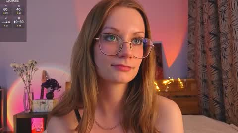 Snapshot of edlin_gail chatting on 11.30.25 Edlin Gali online show from 11.30.25