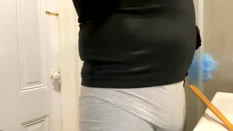Snapshot of edvmendez1766 chatting on 10.17.25 edvmendez1766 online show from 10.17.25