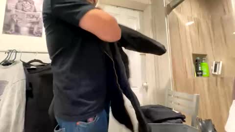 edvmendez1766 online show from 12.21.25