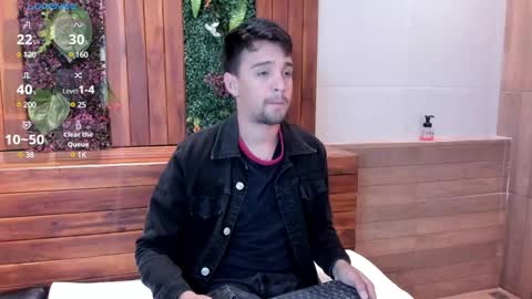 Snapshot of edward_maxx chatting on 01.15.25 Eduardo online show from 01.15.25