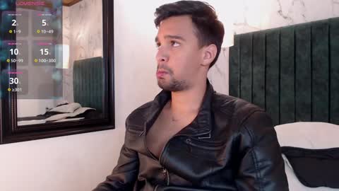 Snapshot of edward_maxx chatting on 01.18.25 Eduardo online show from 01.18.25