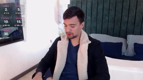 Snapshot of edward_maxx chatting on 01.20.25 Eduardo online show from 01.20.25