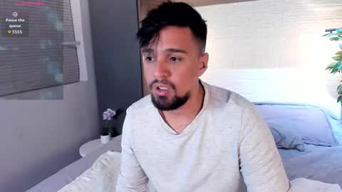 Snapshot of edward_maxx chatting on 09.26.25 Eduardo online show from 09.26.25