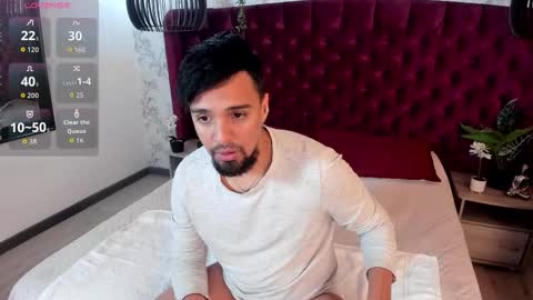 Snapshot of edward_maxx chatting on 10.07.25 Eduardo online show from 10.07.25