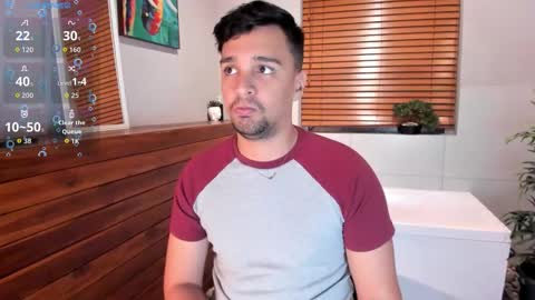 Snapshot of edward_maxx chatting on 10.22.25 Eduardo online show from 10.22.25