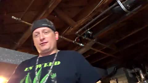 edwardaims_2please online show from 10.19.25