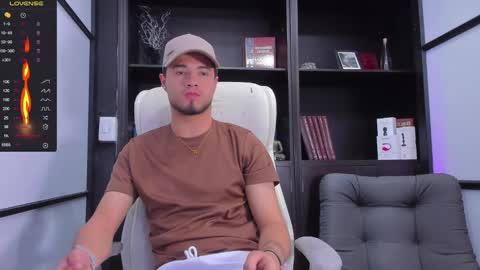 Edward Ross online show from 02.06.25