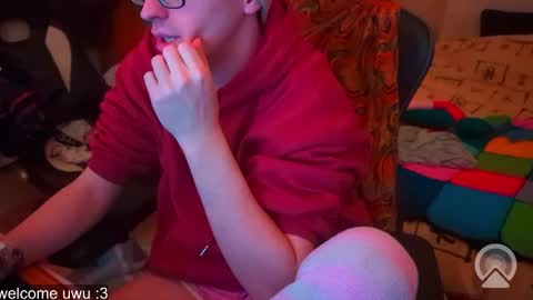 Snapshot of edwarh_01 chatting on 03.06.26 Alex online show from 03.06.26