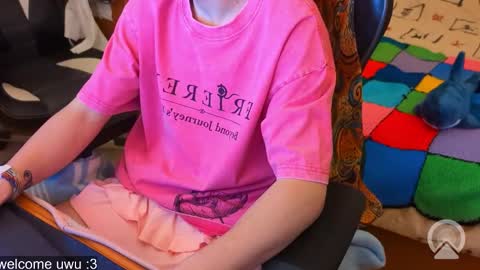 Snapshot of edwarh_01 chatting on 03.24.26 Alex online show from 03.24.26