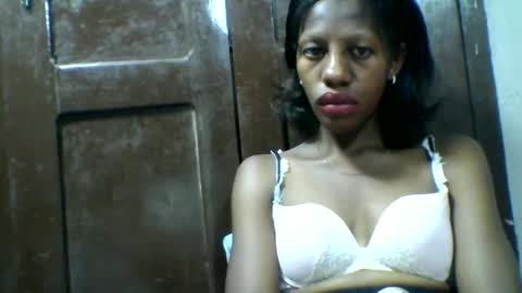 edwige770943 online show from 04.28.26