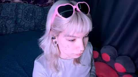 Snapshot of edythecolbert chatting on 12.05.25 Rachel online show from 12.05.25