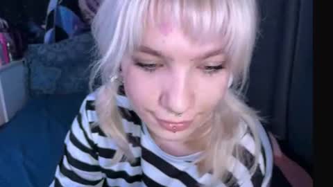 Snapshot of edythecolbert chatting on 12.14.25 Rachel online show from 12.14.25