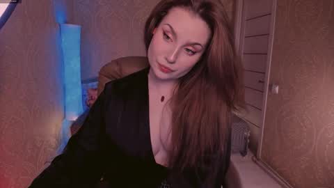 eesmaaarr online show from 10.28.25