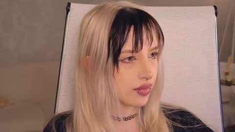 EVA NON NUDE online show from 06.01.26