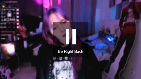 Snapshot of effie_lee chatting on 12.03.25 Effie online show from 12.03.25