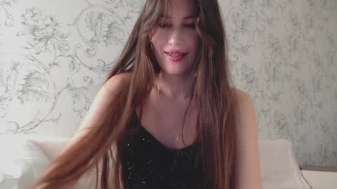 Snapshot of effsweet chatting on 01.20.25 Eff online show from 01.20.25