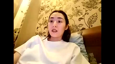 Snapshot of effy007 chatting on 12.18.25 Effy online show from 12.18.25