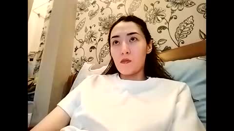 Snapshot of effy007 chatting on 12.19.25 Effy online show from 12.19.25