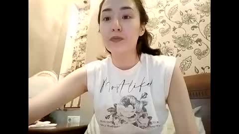 Effy online show from 04.28.26