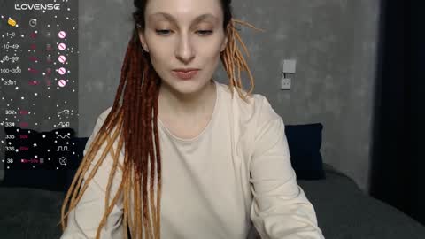 Snapshot of effy_gray chatting on 12.02.24 Anna online show from 12.02.24
