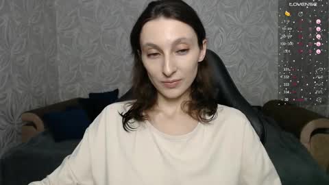 Snapshot of effy_gray chatting on 01.15.26 Anna online show from 01.15.26