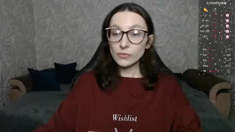 Snapshot of effy_gray chatting on 01.16.26 Anna online show from 01.16.26