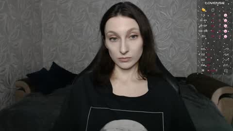 Snapshot of effy_gray chatting on 02.28.26 Anna online show from 02.28.26