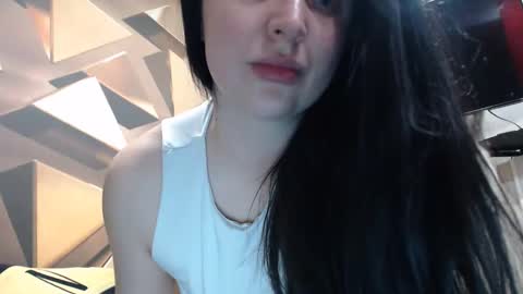 Effy online show from 04.28.26