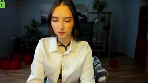 Effy Royse online show from 03.02.26