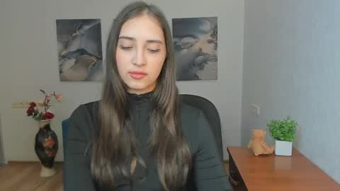 Effy Royse online show from 04.29.26