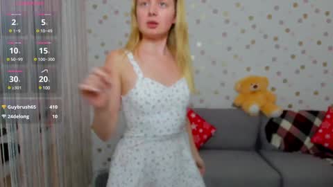 Snapshot of effyangel chatting on 01.07.25 Effy online show from 01.07.25