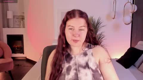 Effy online show from 10.22.25