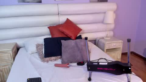 Snapshot of effycorpse chatting on 02.28.25    online show from 02.28.25