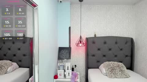 Snapshot of effystonnem chatting on 04.08.26 E F F Y online show from 04.08.26