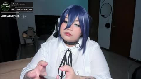 Effy Check all my photos online show from 12.22.25