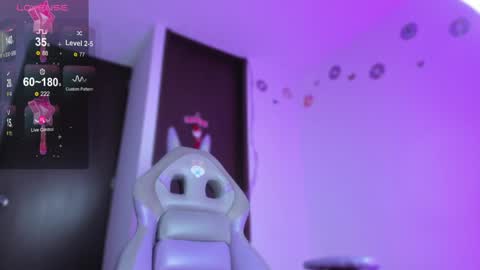 Snapshot of eileen_pinkman chatting on 12.15.24 eileen_pinkman online show from 12.15.24