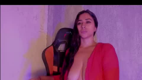 Eilyn online show from 12.16.25