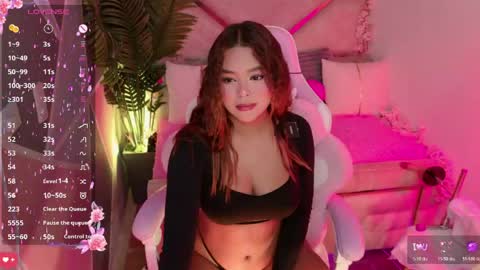 Snapshot of eimy__2 chatting on 03.26.26 eimy__2 online show from 03.26.26