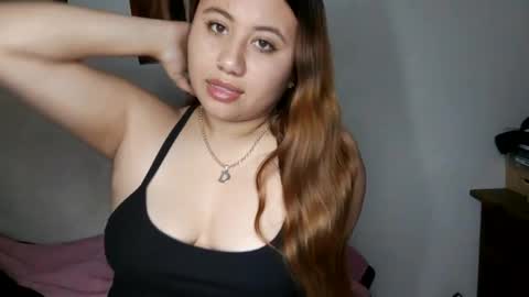 Snapshot of eimy_collin chatting on 01.18.25 EIMY MODEL INDEPENDENT online show from 01.18.25