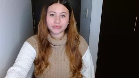 Snapshot of eimy_collin chatting on 02.17.25 EIMY MODEL INDEPENDENT online show from 02.17.25