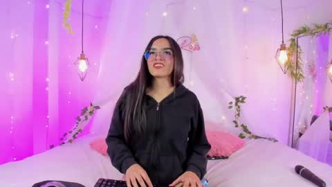 eimy_rosse18 online show from 04.25.26